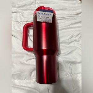 NEW HOLIDAY SPARKLE STANLEY CUP 40 OZ